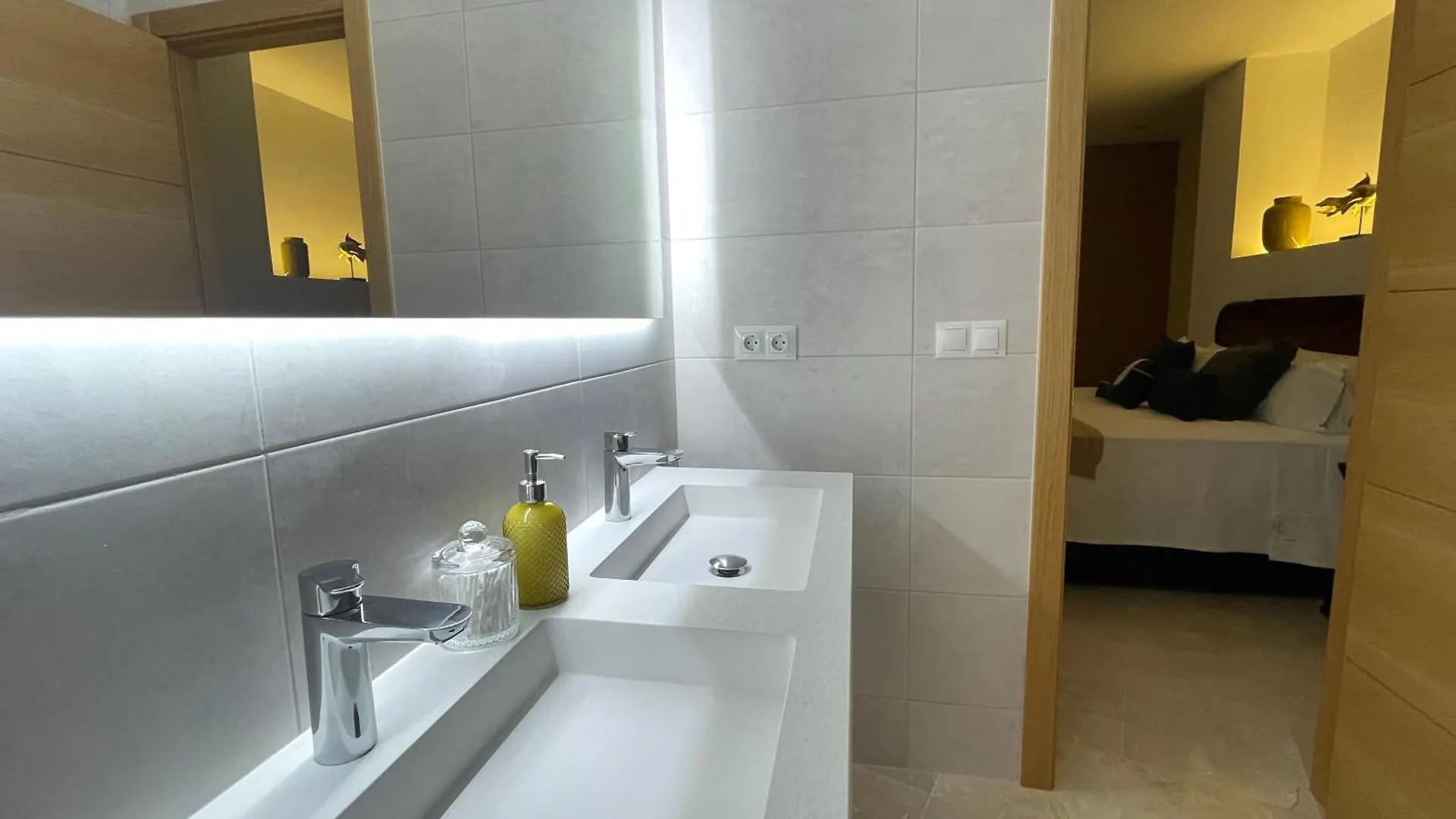Eva Recommends Catedral Confort II Apartment Seville